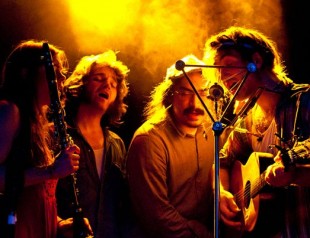 The Low Anthem im Flex 03/2011 #1 (Foto von Christoph Liebentritt)