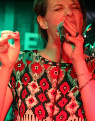 Das dritte Etwas im Replugged 05/2012